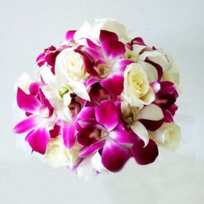 Hawaii wedding & vow renewal flower decoration.